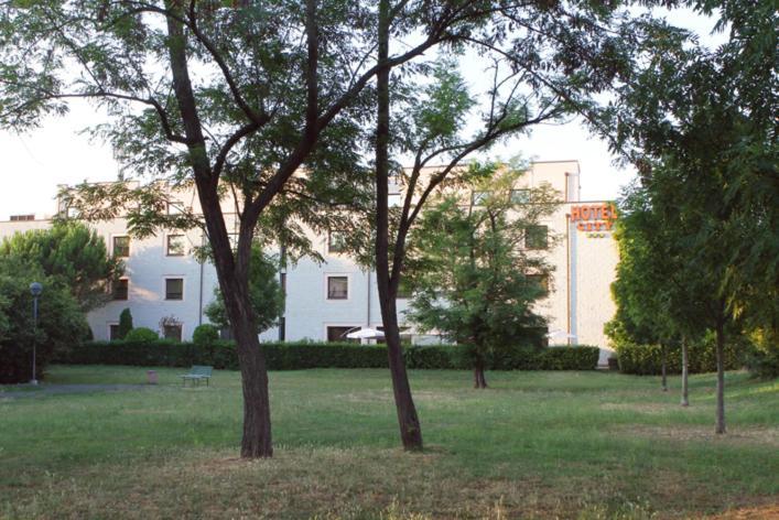 Hotel City Piacenza Luaran gambar