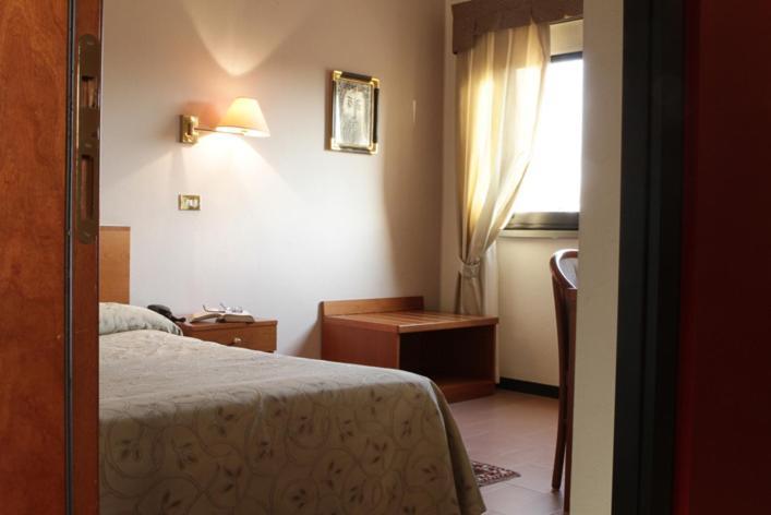 Hotel City Piacenza Bilik gambar
