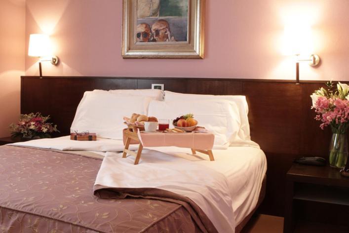 Hotel City Piacenza Bilik gambar