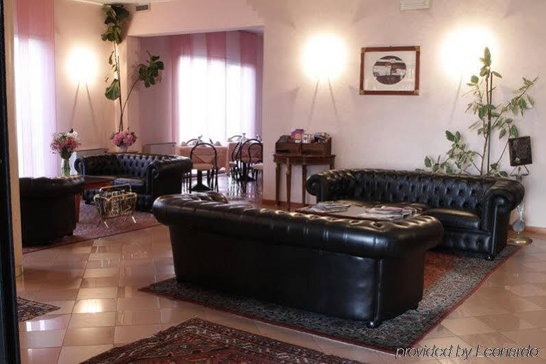 Hotel City Piacenza Luaran gambar